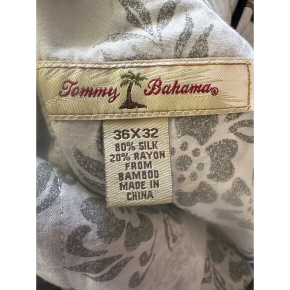 Tommy Bahama Silk Pleated Pants Mens Size 36x32 Black Relaxed fit Golf Preppy - Picture 3 of 13